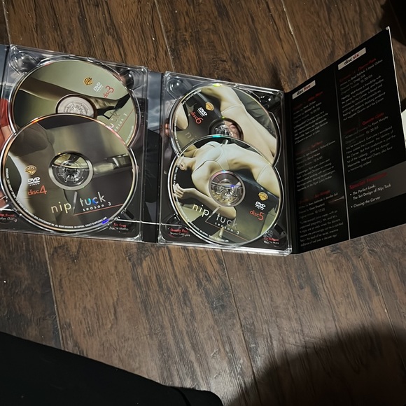 Nip/Tuck The Complete Third Season - Picture 7 of 8